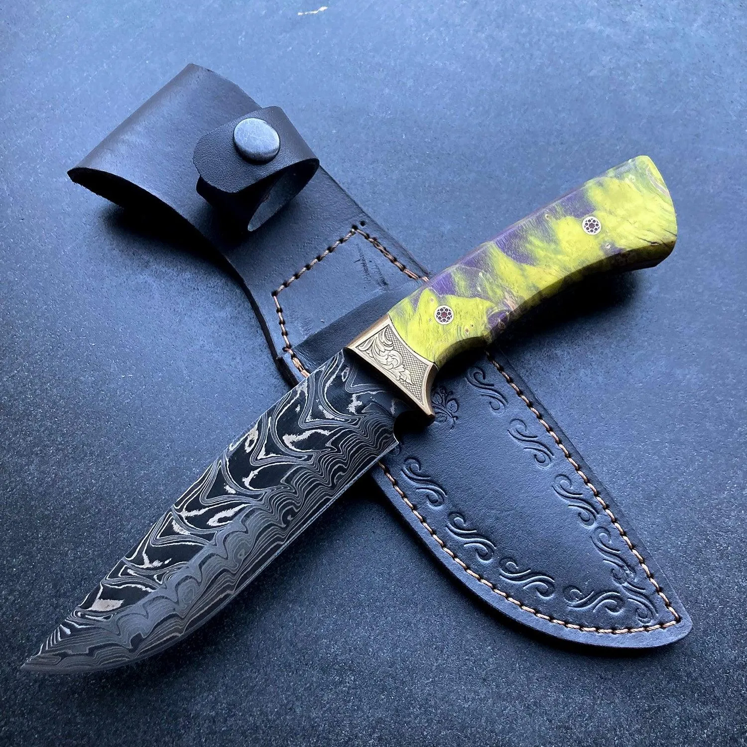 Custom Handmade Damascus Hunting Knife